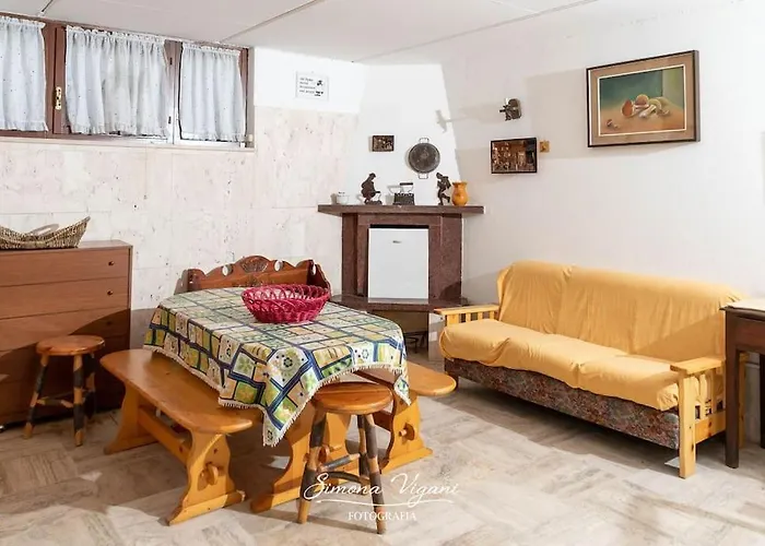 Letizia House - * Ловере
