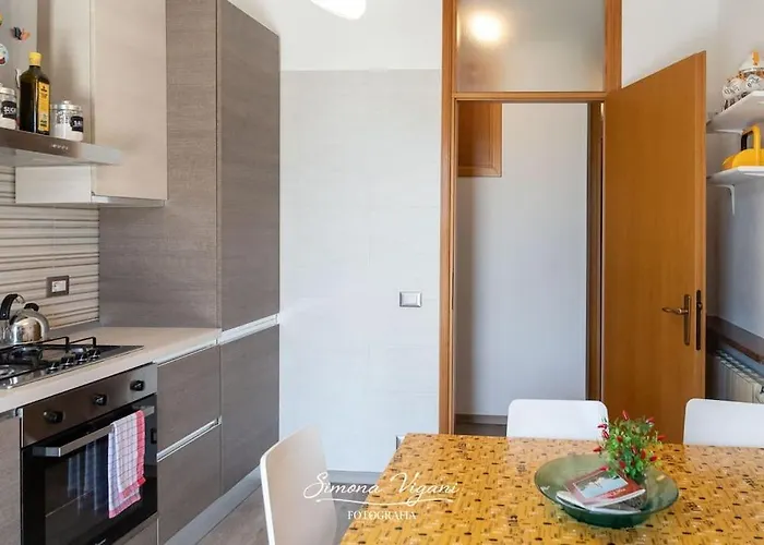 Letizia House - * Ловере